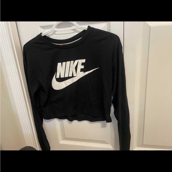 Nike crop long sleeve - Picture 1 of 1